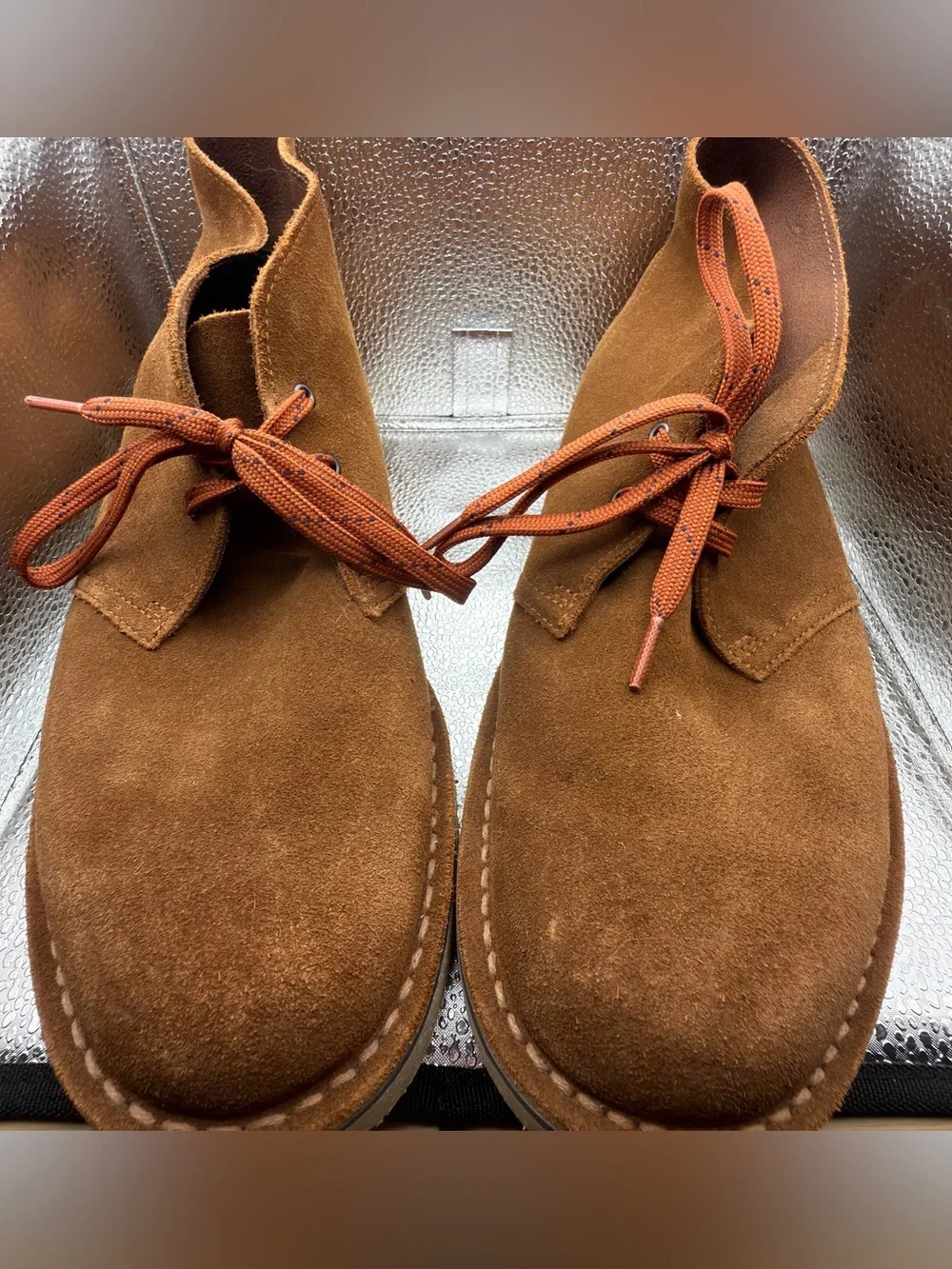 Clarks Men's Suede Boots in Chestnut Brown comfort orthite
